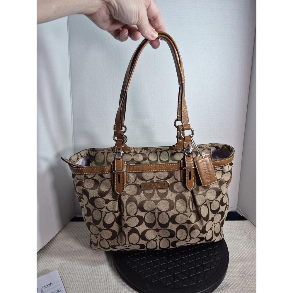 Vintage Y2K 2010 Coach Signature Canvas Khaki/Toffee Tote Bag F15146 Handbag
